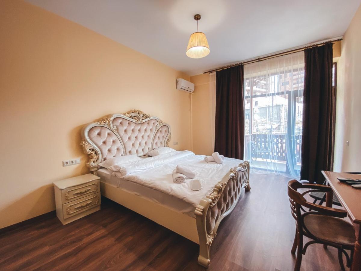 Old Armenia Hotel Ереван Екстериор снимка